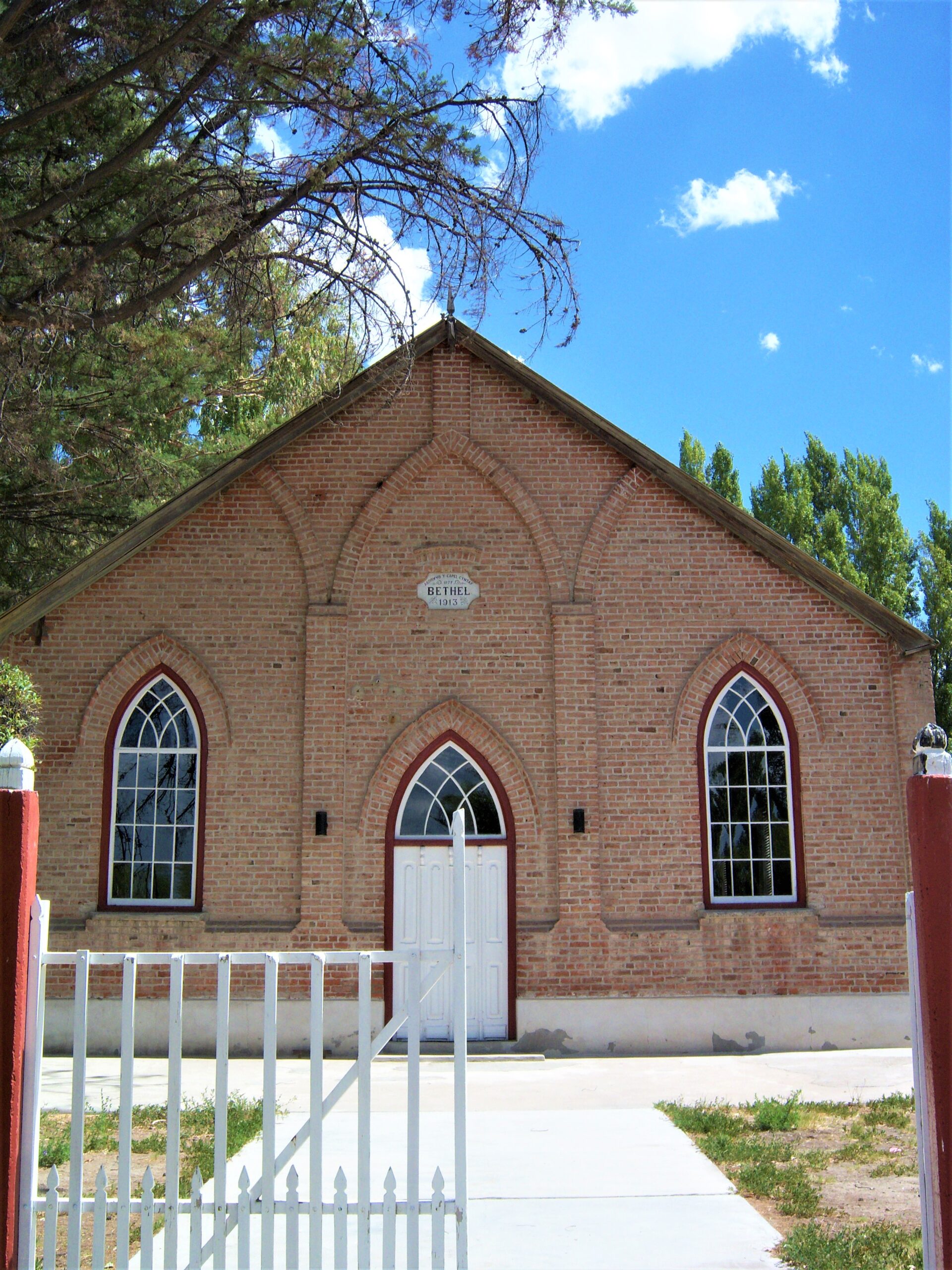 Frente Capilla Bethel, Gaiman, Chubut.  Patagonia Argentina. www.viajandoconana.com